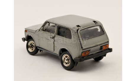0110) Волжский  2121 4х4 серый, масштабная модель, scale43