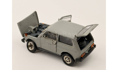0110) Волжский  2121 4х4 серый, масштабная модель, scale43