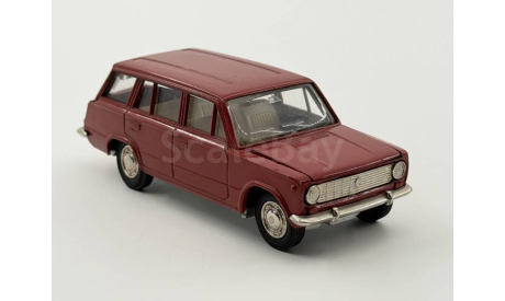 0008) Волжский 2102 бордовый, масштабная модель, scale43