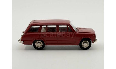 0008) Волжский 2102 бордовый, масштабная модель, scale43