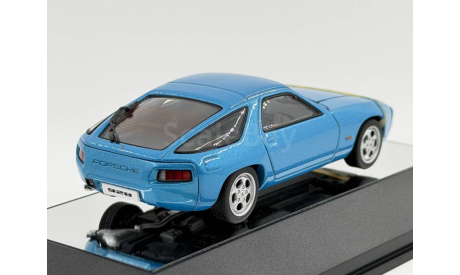 Porsche 928 blue арт.57811, масштабная модель, scale43