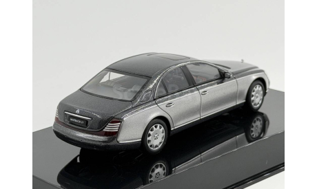 Maybach 57 SWB 2003 (Himalayas grey dark/himalayas grey bright) арт.56153, масштабная модель, scale43