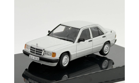 Mercedes-Benz 190E W201 2.0 White, масштабная модель, scale43