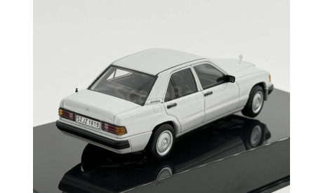 Mercedes-Benz 190E W201 2.0 White, масштабная модель, scale43