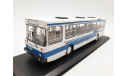 ЛиАЗ-5256 (белый, с синими полосами). ClassicBus, масштабная модель, 1:43, 1/43