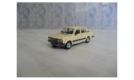 Fiat/Фиат 132 P Польская журналка №85, масштабная модель, scale43, DeAgostini