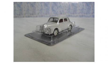 Рено Renault 4 CV Польская журналка №176, масштабная модель, scale43, DeAgostini