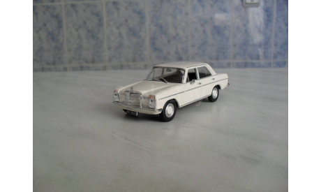 Mercedes Benz W 115 Польская журналка №103, масштабная модель, 1:43, 1/43, DeAgostini, Mercedes-Benz