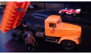 Краз 256 с фигуркой Рубика, масштабная модель, Start Scale Models (SSM)