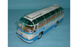 Автобус ЛАЗ 695Б туристический ’Комета’ (1958) 1:43