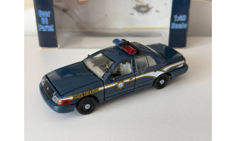 1:43 Gearbox Ford Crown Victoria Nevada Highway Patrol, масштабная модель, scale43
