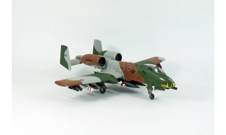 A-10A Thunderbolt 2 1:72 самолёт тандерболт 2 авиация, масштабные модели авиации, italeri, scale72