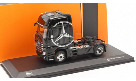 MERCEDES-BENZ Actros MP4 Tractive Unit Year (2012) black, масштабная модель, IXO грузовики (серии TRU), scale43