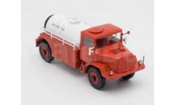 TATRA 128C бензовоз 4x4 1951 Red / White