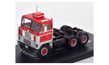 WHITE 7400 towing vehicle (1960), red silver, масштабная модель, IXO грузовики (серии TRU), scale0