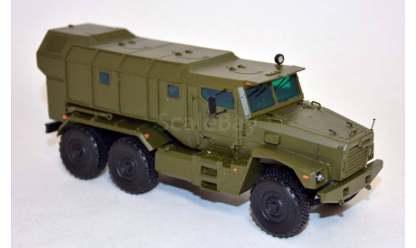 Кит Урал Тайфун, сборная модель автомобиля, scale43