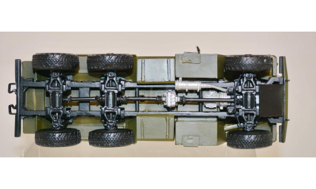 Кит Урал Тайфун, сборная модель автомобиля, scale43