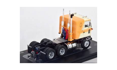GMC Astro 95 towing vehicle (1970), ochre-yellow creme, масштабная модель, IXO грузовики (серии TRU), scale43