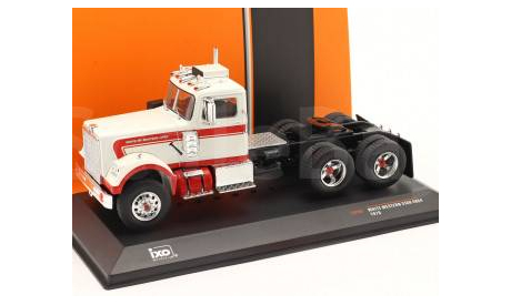 WHITE WESTERN STAR 4864 (1970), white / red, масштабная модель, scale43