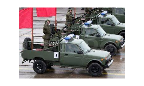 Кит Нива Вис с пулеметом, сборная модель автомобиля, 1:43, 1/43