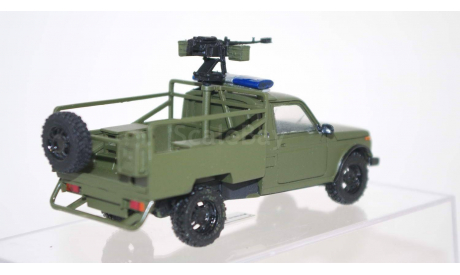 Кит Нива Вис с пулеметом, сборная модель автомобиля, 1:43, 1/43