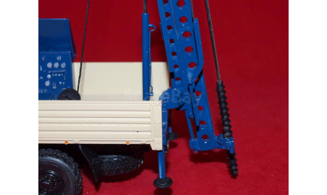 кит Буровая установка УГБ  на шасси КАМАЗ, сборная модель автомобиля, scale43