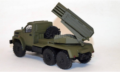Кит  БМ-21 ’Град’ на шасси УРАЛ НЕКСТ, сборные модели бронетехники, танков, бтт, scale43