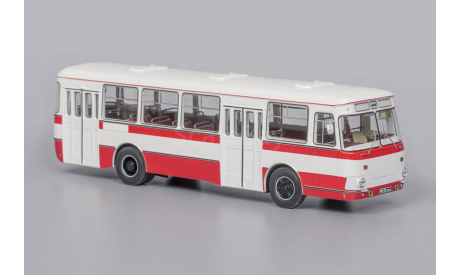 Масштабная модель 677М бело-красный, масштабная модель, ЛиАЗ, Classicbus, 1:43, 1/43