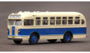 Масштабная модель 155 бежево-синий  уценка в кабине водителя отклеена панель, масштабная модель, ЗиС, Classicbus, scale43