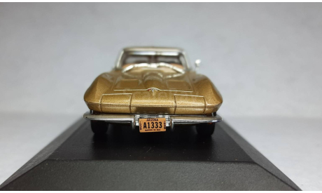 Chevrolet Corvette C 2, масштабная модель, White Box, scale43