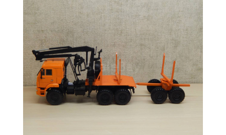 Камаз 43118 Лесовоз с КМУ, масштабная модель, scale43