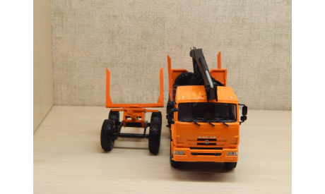 Камаз 43118 Лесовоз с КМУ, масштабная модель, scale43