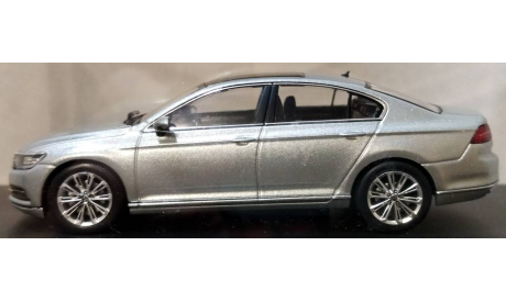 Volkswagen Passat B8 Limousine 2015, масштабная модель, Herpa, scale43