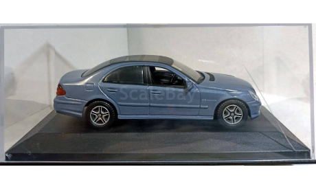 Mercedes-Benz W211 E55 AMG (2002), масштабная модель, RoadSignature, 1:43, 1/43