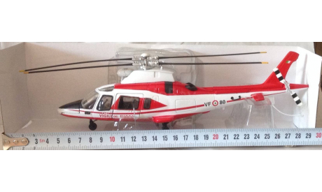 Agusta A109 1/43 Вертолет!, масштабная модель, 1:43, New-Ray