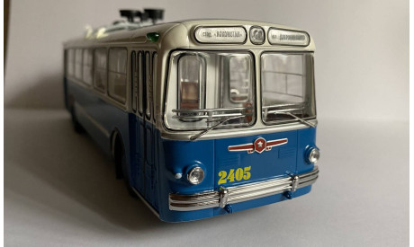 Троллейбус ЗиУ-5 Мороз Demprice, масштабная модель, scale43