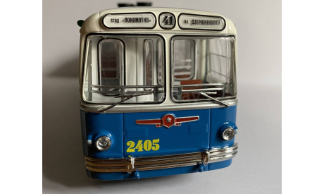 Троллейбус ЗиУ-5 Мороз Demprice, масштабная модель, scale43