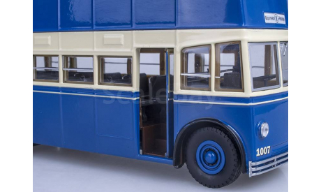 Троллейбус ЯТБ-3 1939 г. (синий/бежевый), масштабная модель, scale43, ULTRA Models