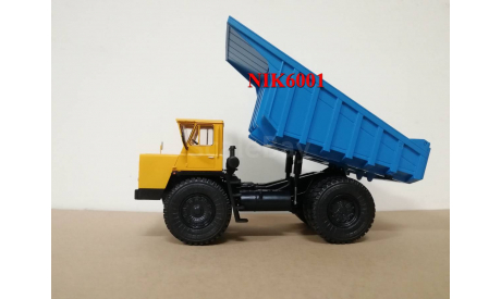 Н0122 БЕЛАЗ-7527 самосвал, желтый / синий, масштабная модель, scale43, Наш Автопром