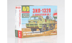 1359AVD Сборная модель Автомобиль-амфибия ЗИЛ-132П с двигателем ВК-1