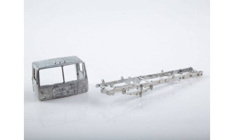 Сборная модель КАЗ-4540 с прицепом ГКБ-8535 7080AVD, масштабная модель, AVD Models, scale43