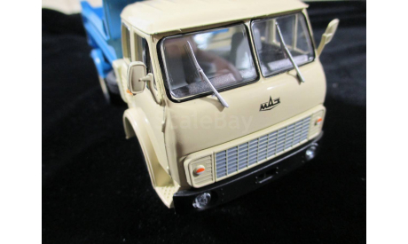 H759b МАЗ-5549 самосвал (бежевый/синий), масштабная модель, scale43, Наш Автопром
