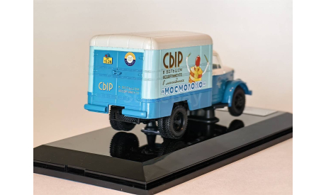 Фургон КИ-51 «СЫР – «МОСМОЛОКО» Dip Models 105189, масштабная модель, scale43, ГАЗ
