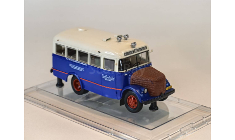 Павловский Автобус 651 ’Агитационный’, г. Ростов-на-Дону - 1958 г Dip Models 165105, масштабная модель, ПАЗ, scale43