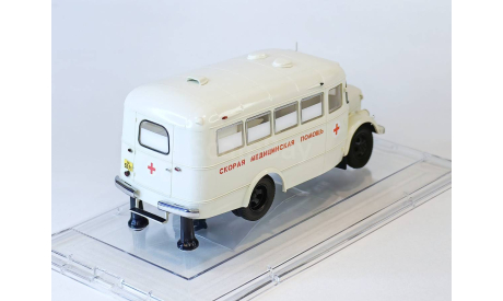 Павловский Автобус 651 ’Скорая Медицинская Помощь’, г. Ленинград - 1957 г. г Dip Models 165104, масштабная модель, scale43, ПАЗ
