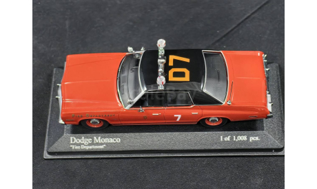 Масштабная модель Dodge Monaco 1974 ’Fire Department’ Minichamps 400144790, масштабная модель, scale43
