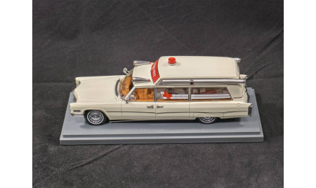 Масштабная модель Cadillac S&S Ambulance White 1966 NEO43895, масштабная модель, Neo Scale Models, scale43