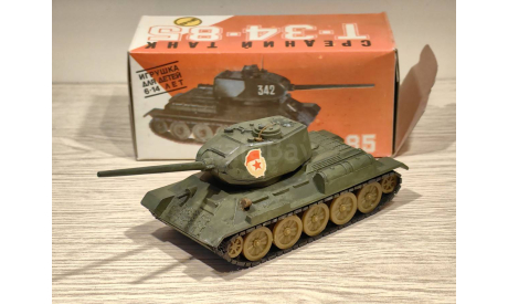 Масштабная модель Танк Т-34-85, масштабная модель, Арсенал, scale43