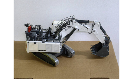 Масштабная модель Liebherr R 9400 NZG, масштабная модель, scale50