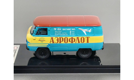 Масштабная модель Советский автомобиль тип 450 фургон - 1959 г. DIP MODELS 145033, масштабная модель, УАЗ, scale43